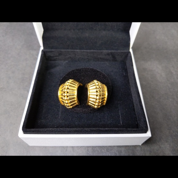 Vintage 🇨🇦 Alfred Sung Earrings